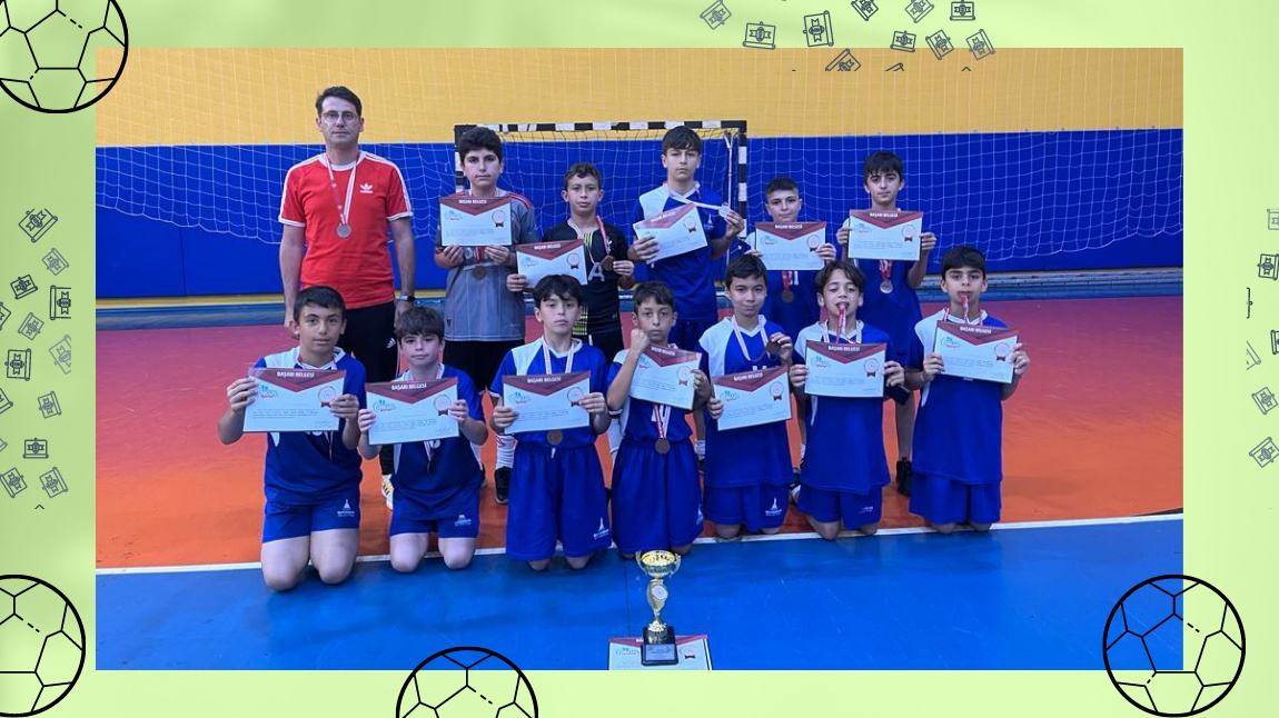 Erkek Futsal Takımımızla İzmir 3.sü Olduk